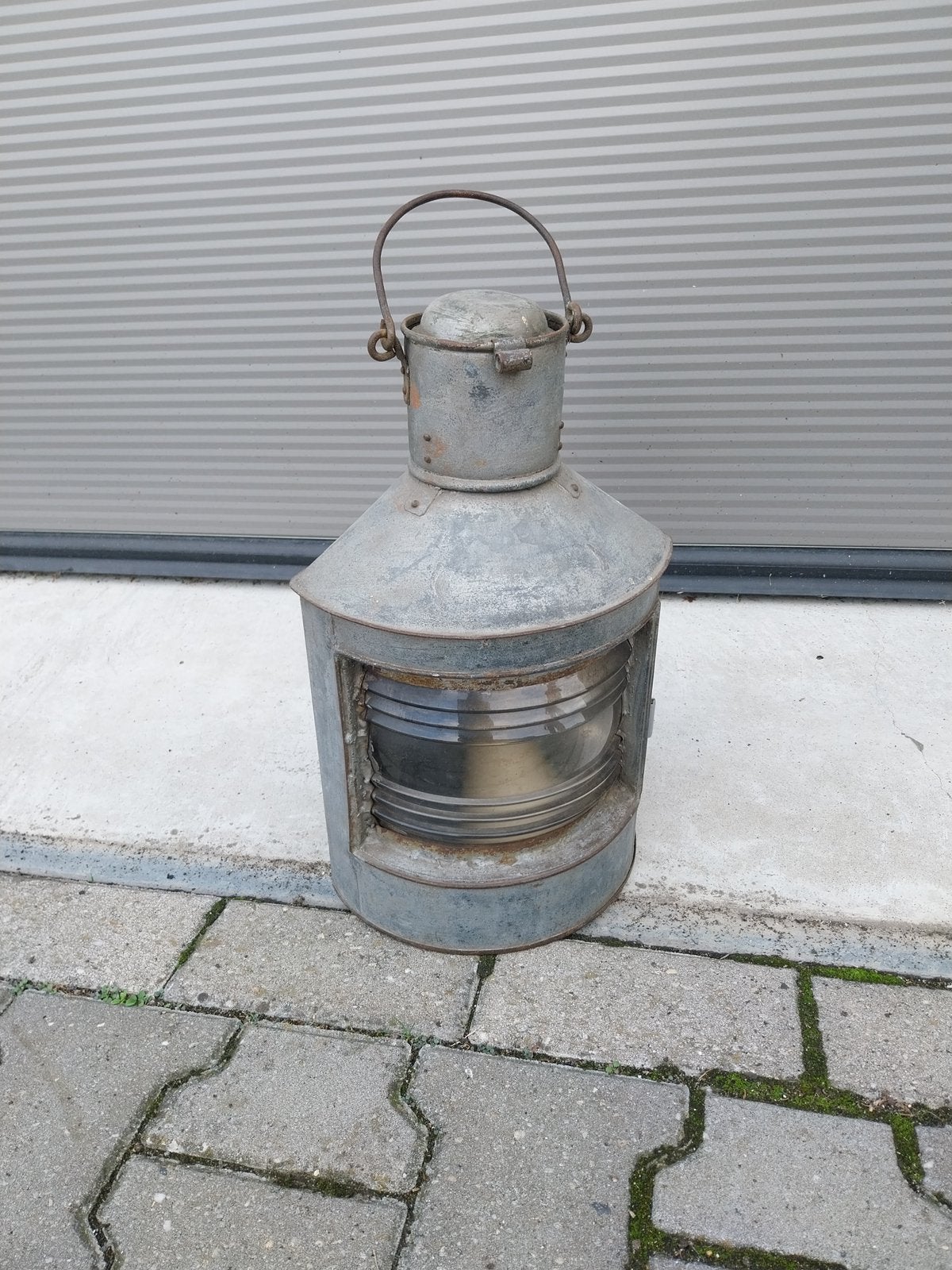 Anthieke scheepslamp, Ophalen