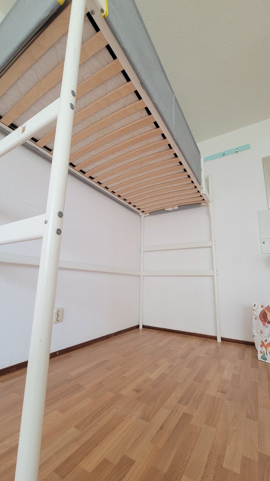 Foto 4 van Ikea Vitval Hoogslaper (incl. matras)