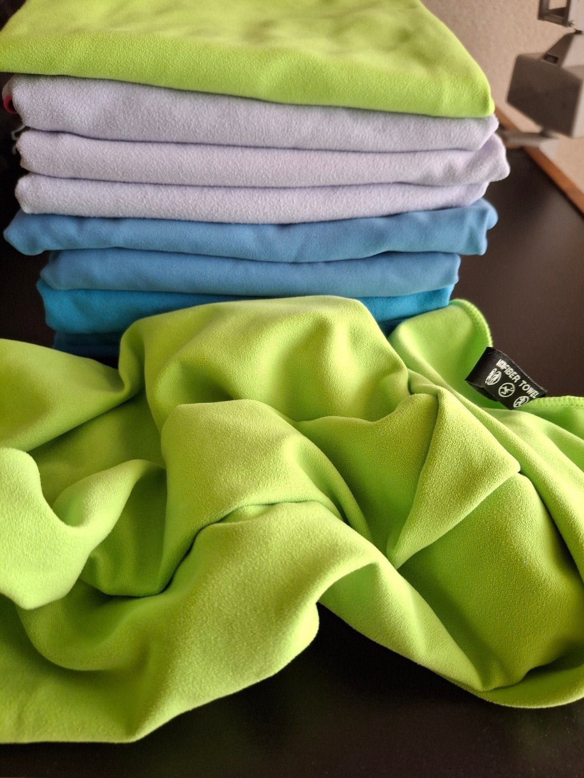 Microfiber Handdoeken 60x115 cm - Sneldrogend, Ophalen, Zo goed als nieuw