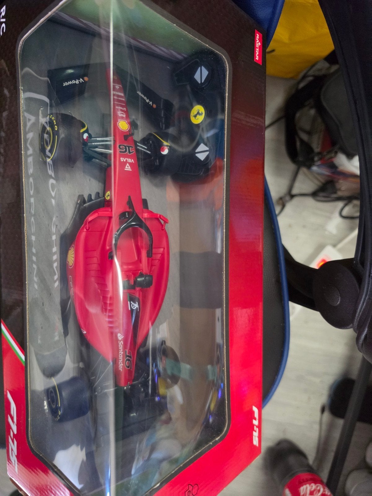 Ferrari F1-75 RC Auto - Nieuw in doos, Hobby en Vrije tijd, Ophalen of Verzenden