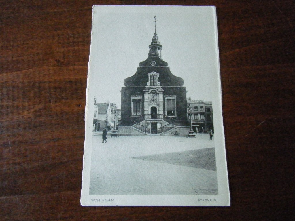 C91 - Schiedam - Stadhuis - Mooi/Oud, Ophalen of Verzenden, 1940 tot 1960, Zuid-Holland