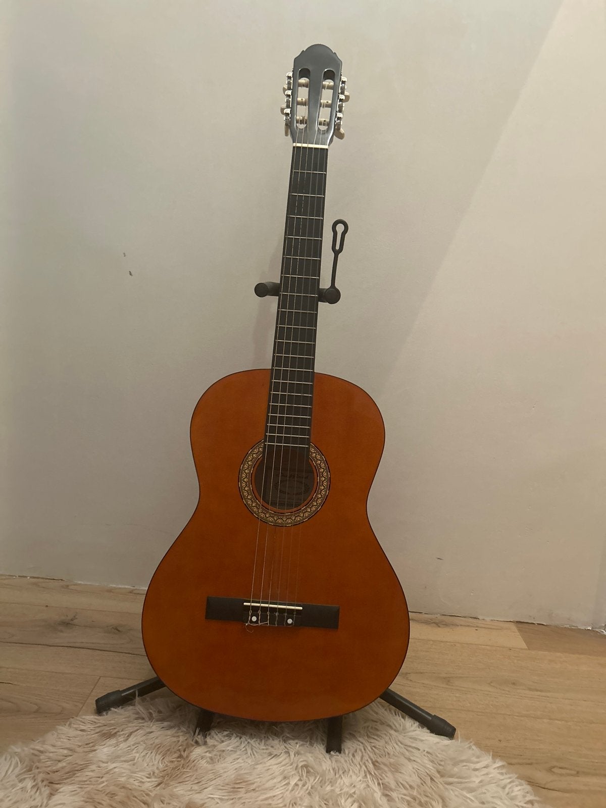 Sheffield akoestische gitaar met standaard, Ophalen of Verzenden, Gebruikt, Klassieke of Spaanse gitaar