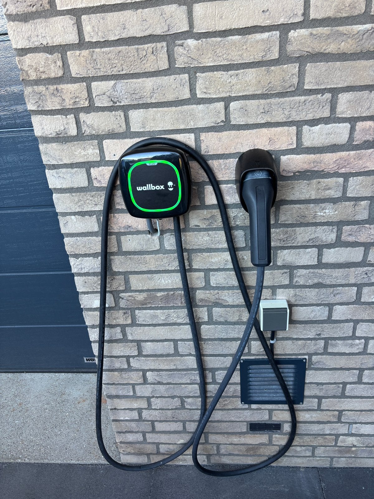 Wallbox Pulsar Plus, Auto diversen, Ophalen of Verzenden, Gebruikt, Laadpaal en Laadkabel