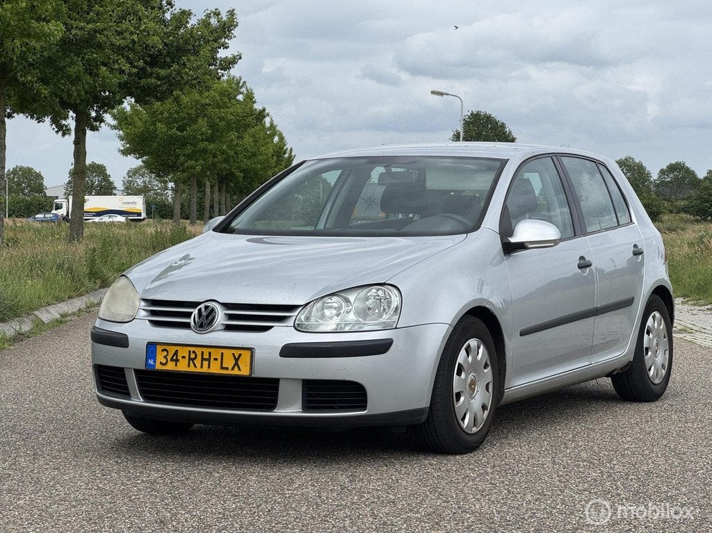 Volkswagen Golf 1.6 FSI Comfortline, Voorwielaandrijving, Automatische klimaatregeling, Gebruikt, 4 cilinders