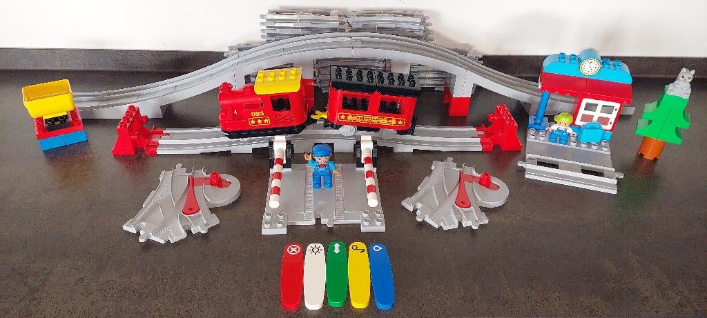 duplo trein rode app (brug en platte brug), Kinderen en Baby's, Speelgoed | Duplo en Lego, Ophalen of Verzenden, Zo goed als nieuw