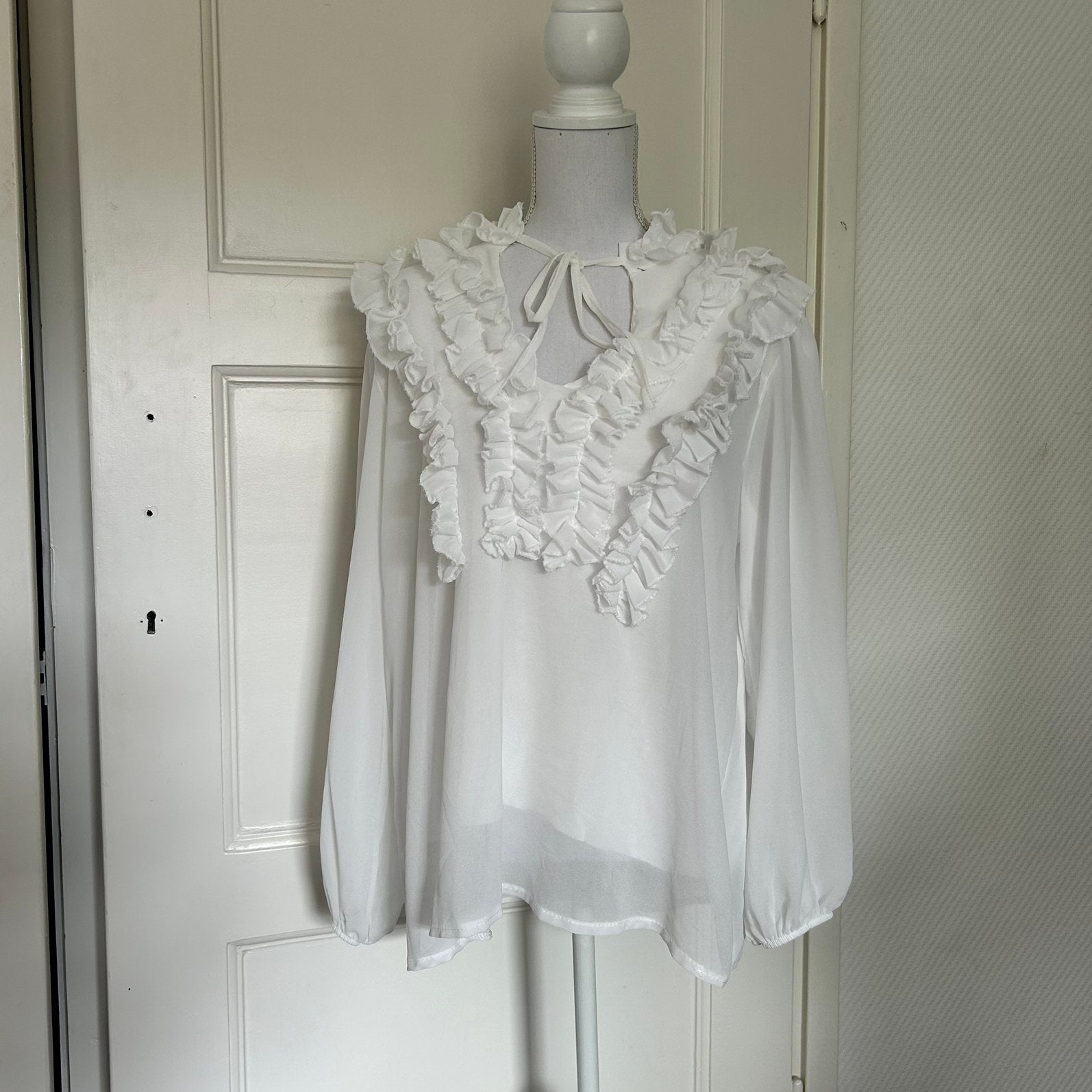 Made in Italy Romantische Blouse Wit / Chiffon Top Maat L, Ophalen of Verzenden, Gedragen, Maat 42/44 (L), Wit