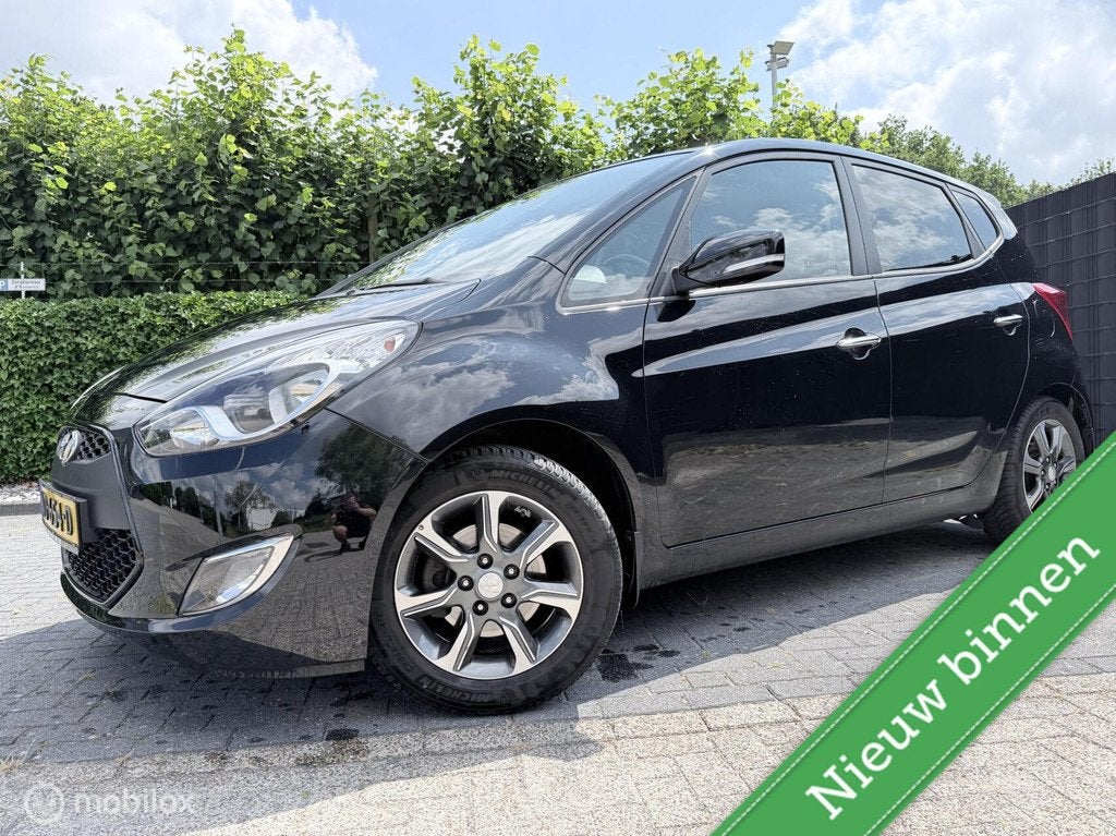 Hyundai ix20 1.4i Go! NAVI / CAMERA / AIRCO / CRUISE / TREKH, Auto's, Hyundai, Voorwielaandrijving, Gebruikt, Euro 6, 4 cilinders