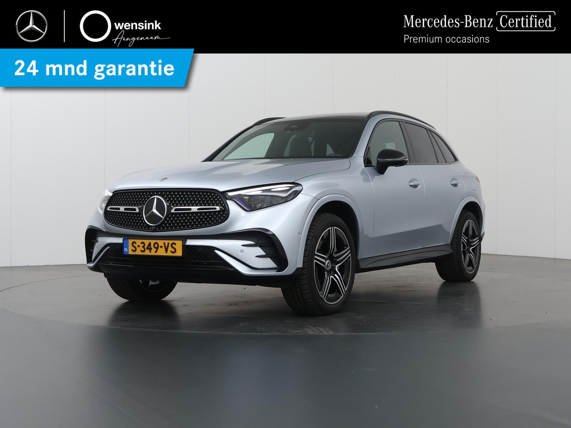 Mercedes-Benz GLC-klasse 300e 4MATIC AMG Night | Lederen bek, Auto's, Mercedes-Benz, Automaat, Gebruikt, 4 cilinders, Vierwielaandrijving