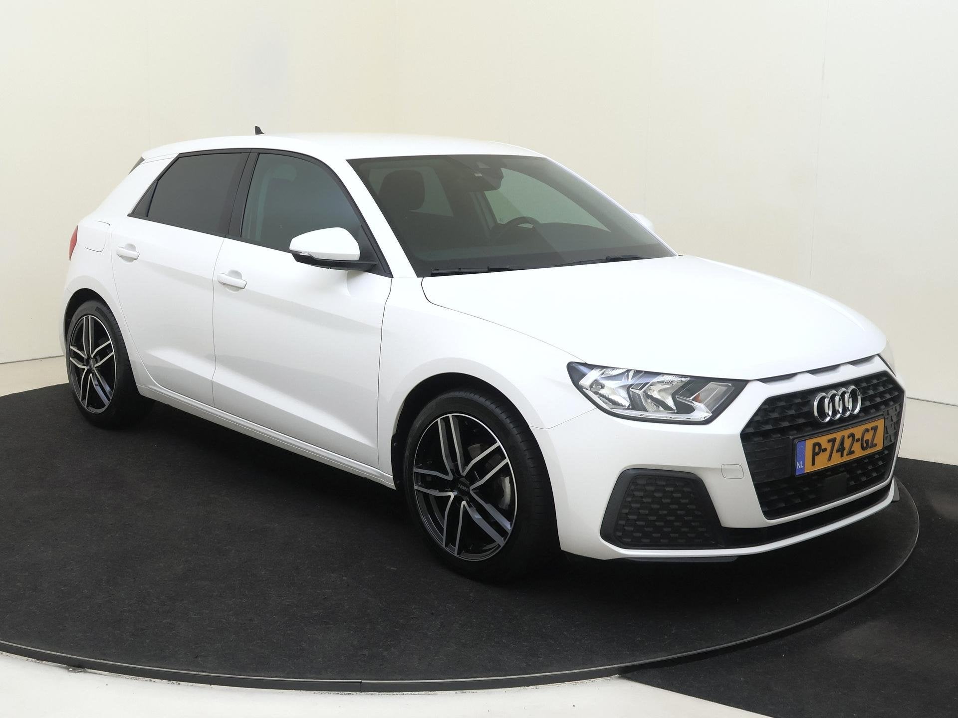 Audi A1 Sportback 25 TFSI Pro Line | Navigatie | Cruise cont, Stof, 95 pk, Start-stop-systeem, Origineel Nederlands