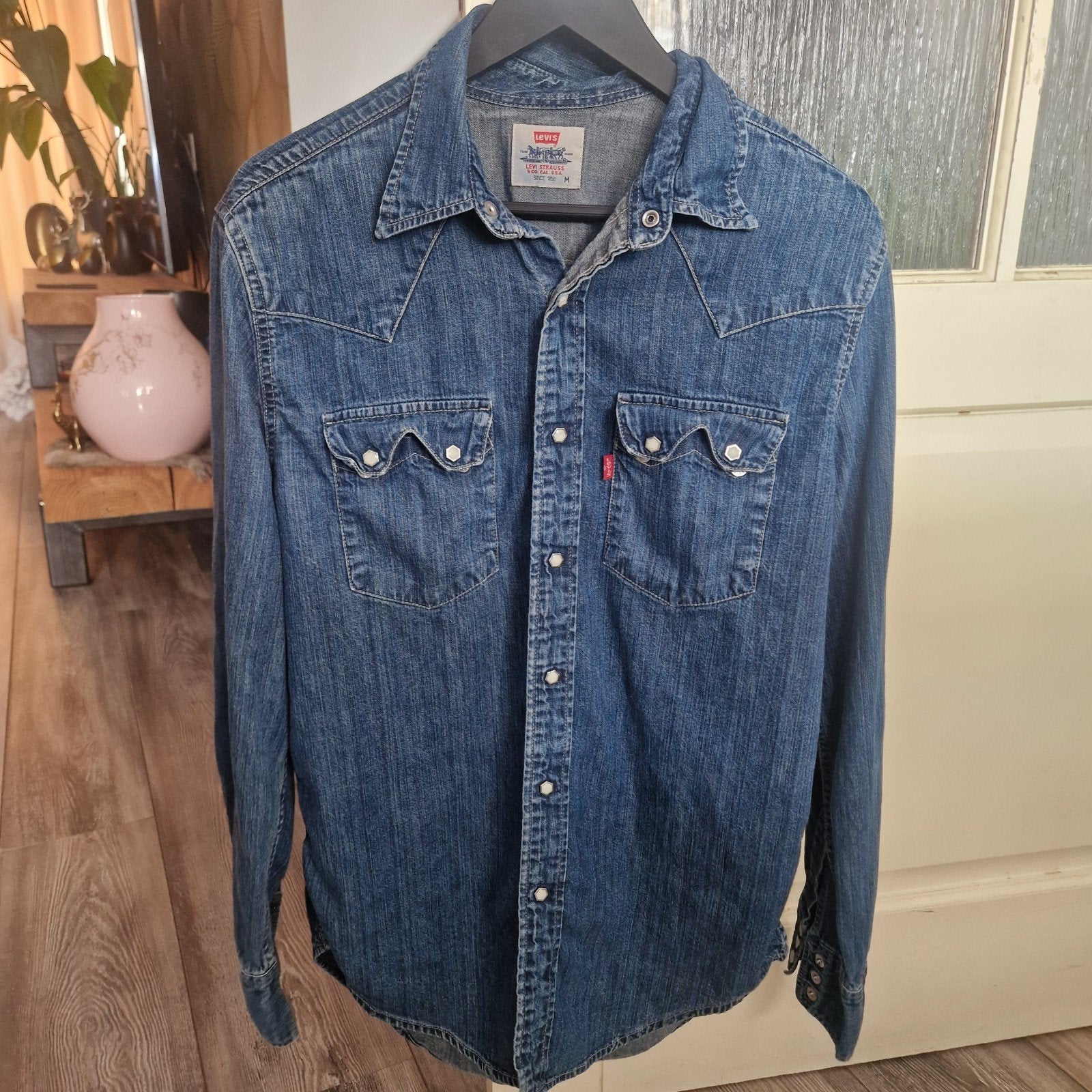 Levi's spijkerblouse maat M (langer model), Maat 38/40 (M), Blauw, Ophalen of Verzenden, Zo goed als nieuw