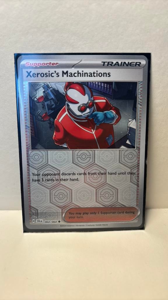 Xerosic’s Machinations 065/064 Shrouded Fable reverse holo, Ophalen of Verzenden, Nieuw, Boosterbox