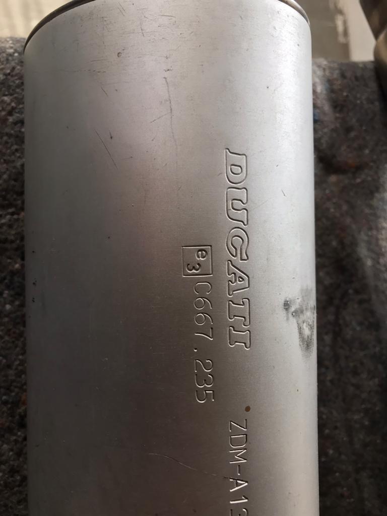Ducati uitlaten, Ophalen of Verzenden, Gebruikt