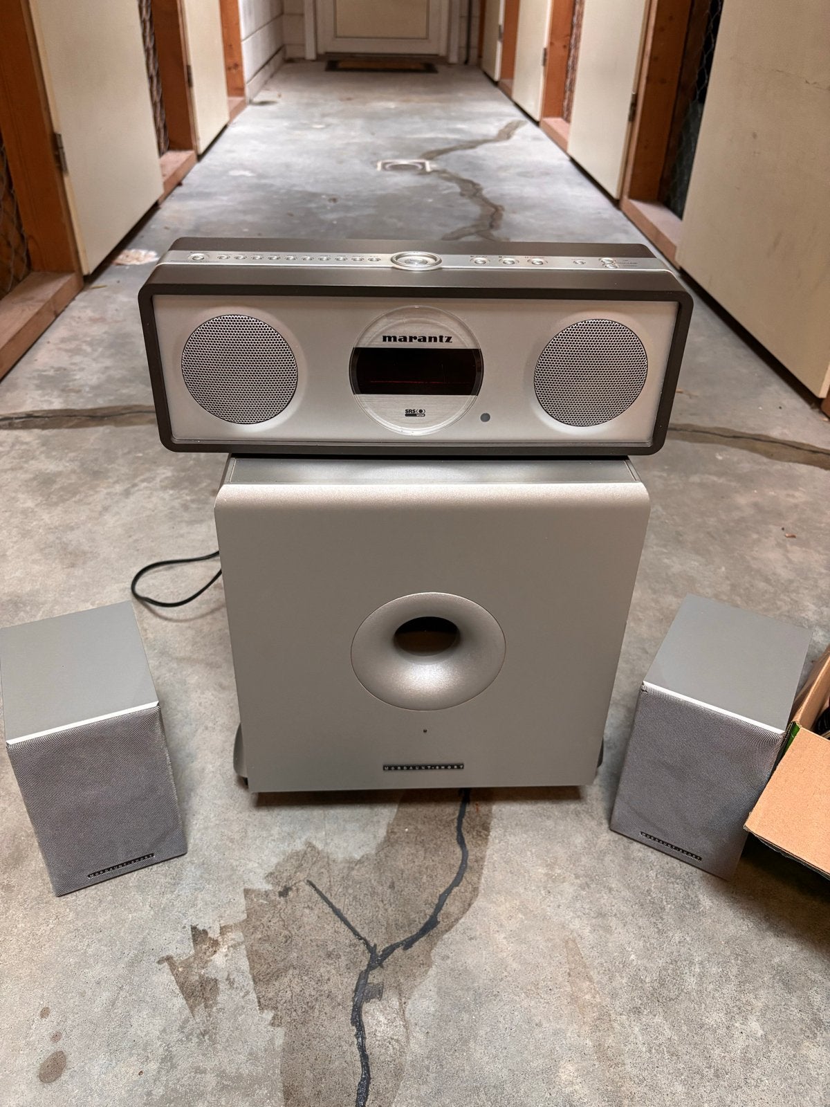 Marantz radio met subwoofer en speakers, Gebruikt, Tuner of Radio, Losse componenten, Ophalen
