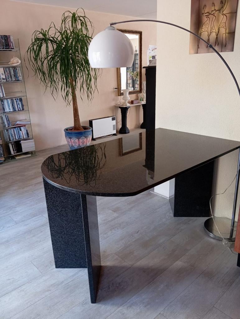 Luxe massief granieten eetkamertafel 150x90 cm, Huis en Inrichting, Tafels | Eettafels, Gebruikt, 100 tot 150 cm, Vier personen
