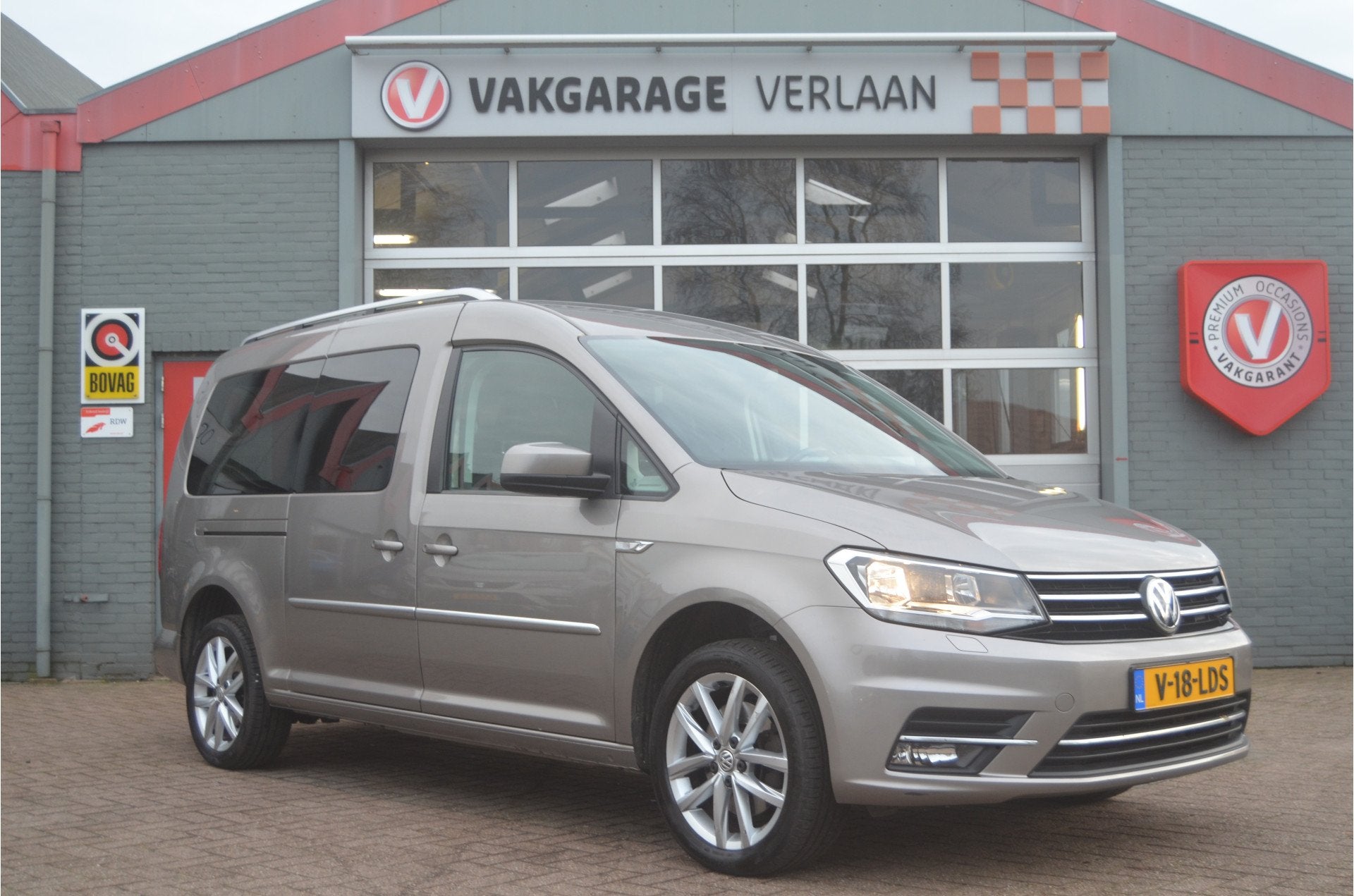 Volkswagen Caddy 1.4 TSI L2H1 5 persoons Maxi Highline gar., Auto's, 12 maanden, Gebruikt, 4 cilinders, Handgeschakeld