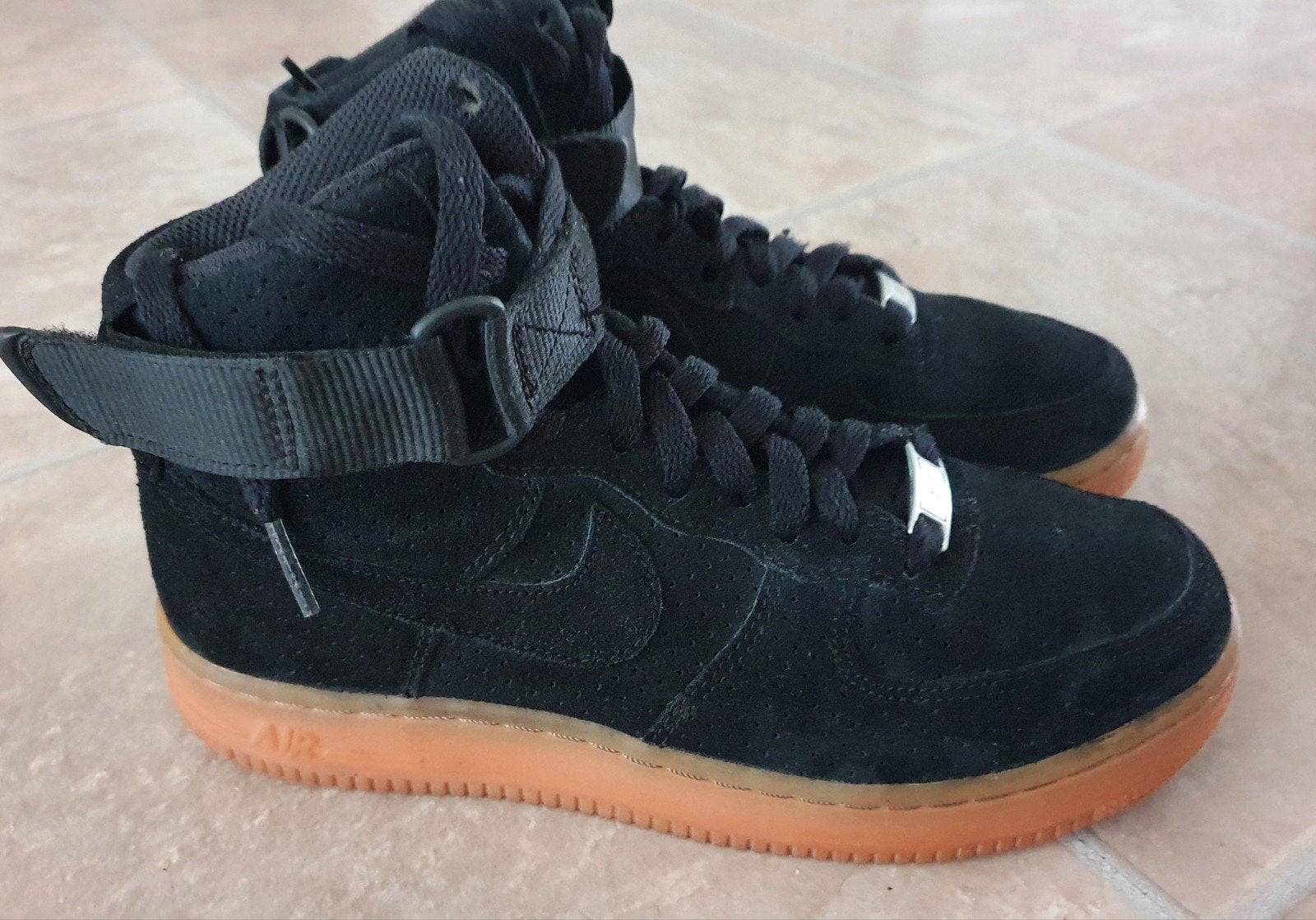 Nike Air Force 1 High Dames Sneakers - Zwart, Maat 38, Zwart, Nike, Ophalen of Verzenden, Sneakers of Gympen