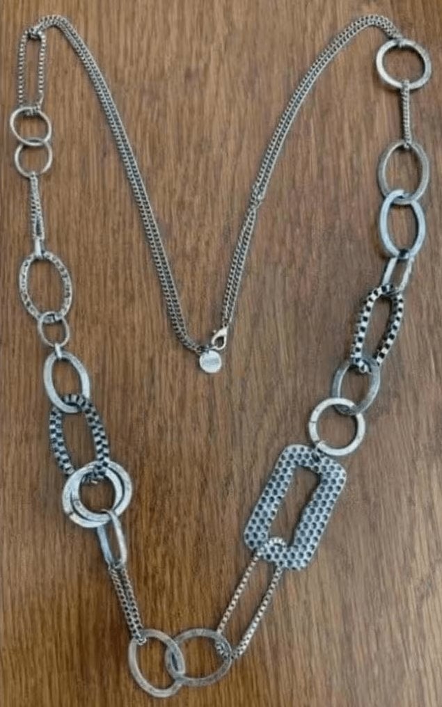 Zilverkleurige ketting met leuke, aparte schakels; 110 cm, Ophalen of Verzenden, Zo goed als nieuw, Zilver, Overige materialen