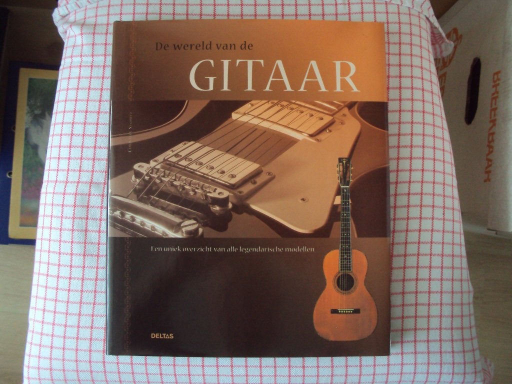 Christiaan Seguret - De Wereld van de Gitaar, Ophalen of Verzenden, Zo goed als nieuw, Instrument, Christiaan Seguret