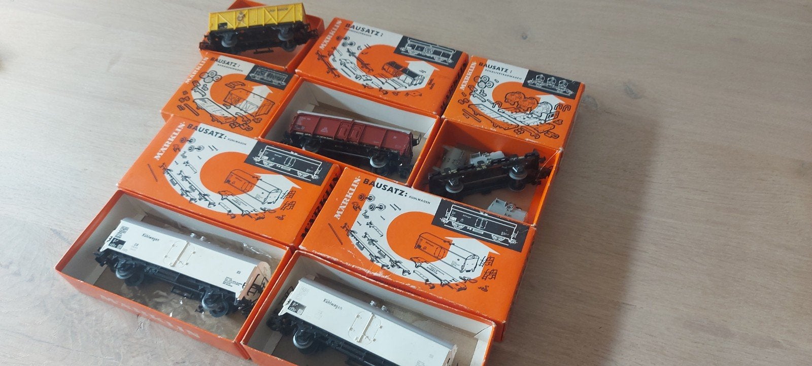 5 Märklin (bouwpakket) DB wgn's artnr 2x4918,4919 4920,4909, Wisselstroom, Wagon, Ophalen of Verzenden, Zo goed als nieuw