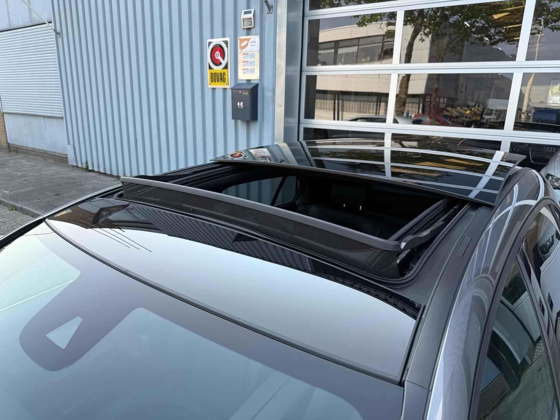 Mercedes-Benz A-klasse 250 e AMG LED/PDC/CAM/LEER/NAVI/PANO, Auto's, Mercedes-Benz, Gebruikt, 4 cilinders, 15 kWh, Bedrijf