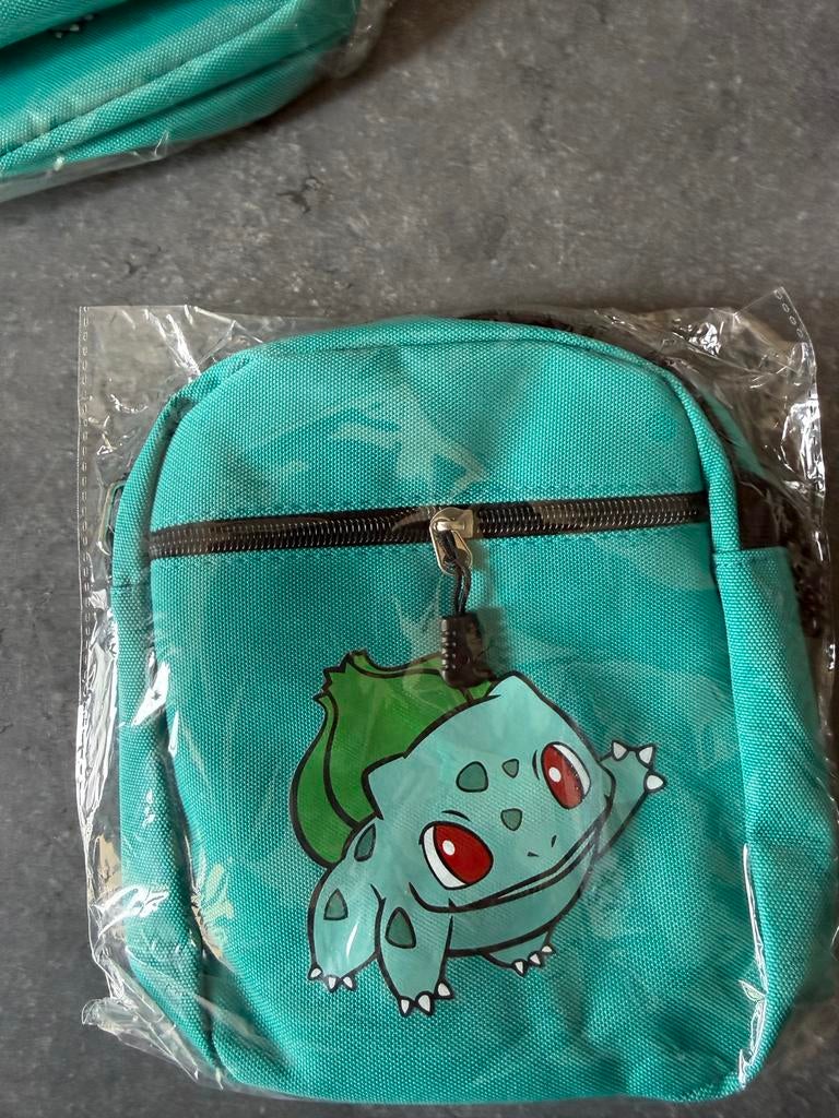 Leuke Pokémon  nek/schoudertasje, Ophalen of Verzenden, Zo goed als nieuw, Blauw, Overige merken