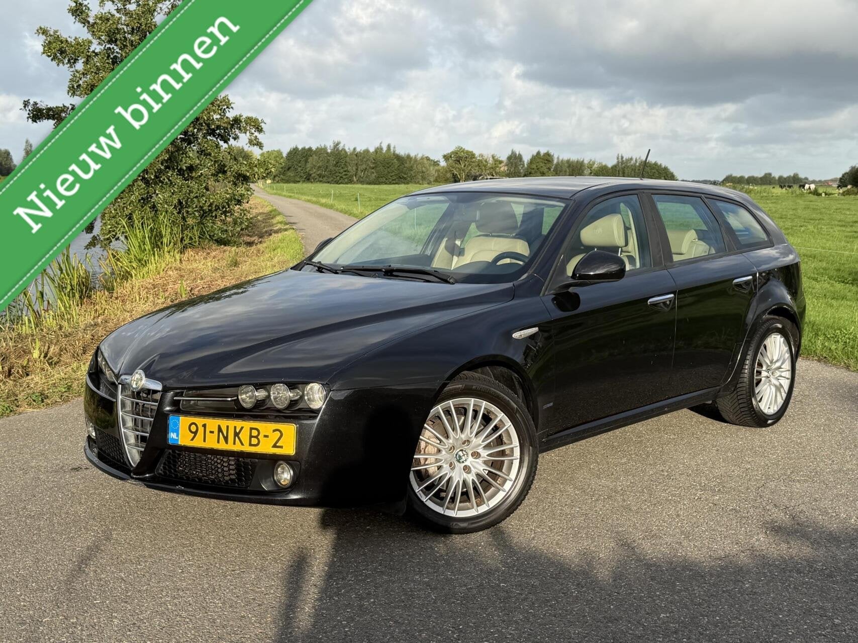Alfa Romeo 159 Sportwagon 1.8 CENTENARIO | NL | DEALER OH, Auto's, Alfa Romeo, Gebruikt, Beige, 4 cilinders, 1796 cc