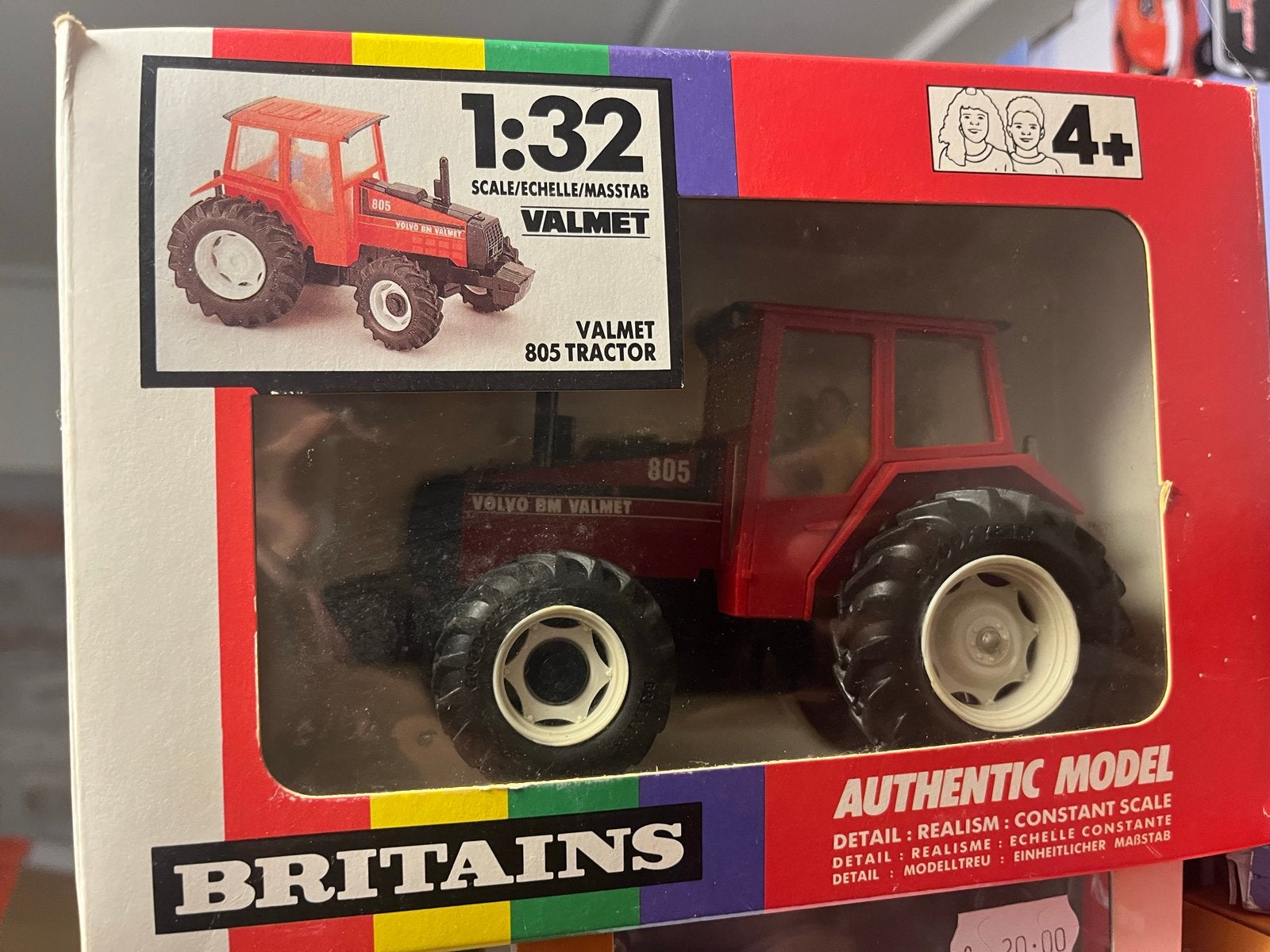 Britains Valmet 805 Tractor 1:32 Schaal Model, Ophalen of Verzenden, Nieuw