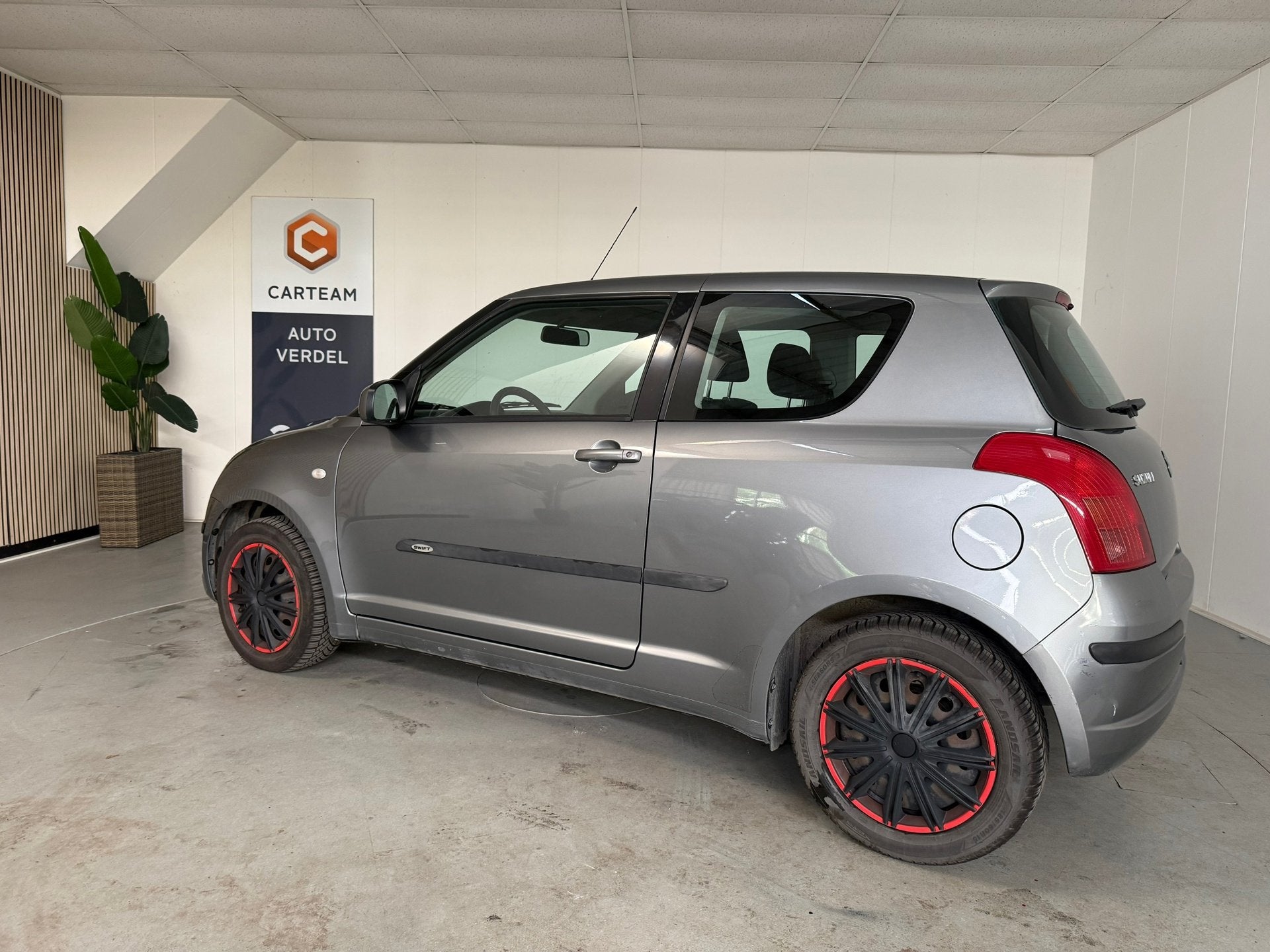 Suzuki Swift 1.3 GLS, Auto's, Suzuki, Gebruikt, 31 €/maand, 400 kg, Swift