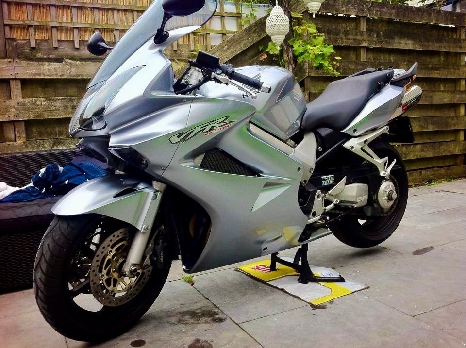 Honda VFR800 VTEC - motorfiets., 4 cilinders, Motorrijbewijs A, Gebruikt, Particulier