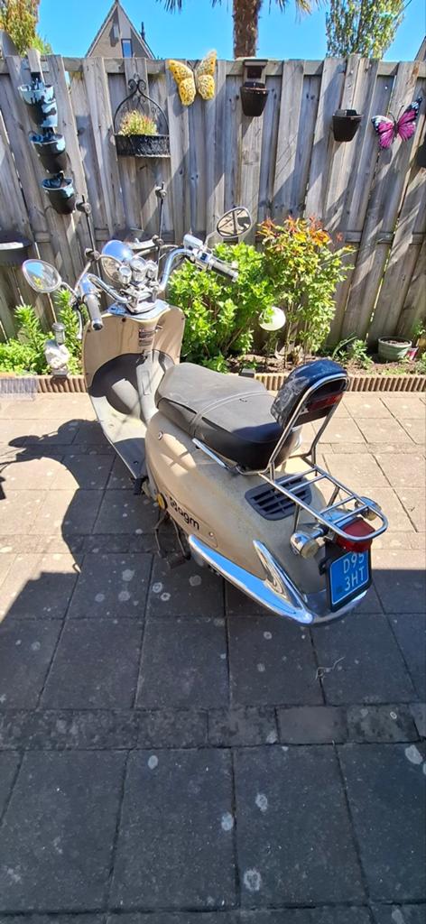 Scooter agm, Ophalen of Verzenden, Gebruikt, Benzine, Overige merken