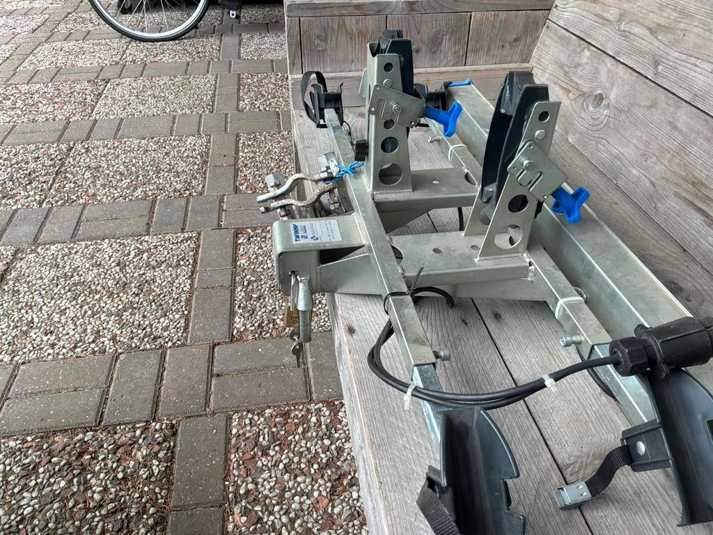 Fietsendrager, Ophalen