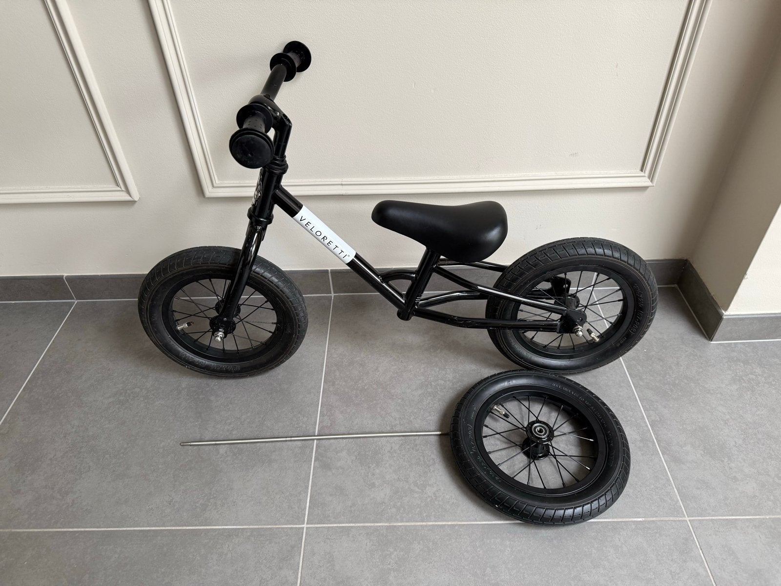 Veloretti Loopfiets (ook als driewieler), Kinderen en Baby's, Speelgoed | Buiten | Voertuigen en Loopfietsen, Gebruikt, Loopfiets