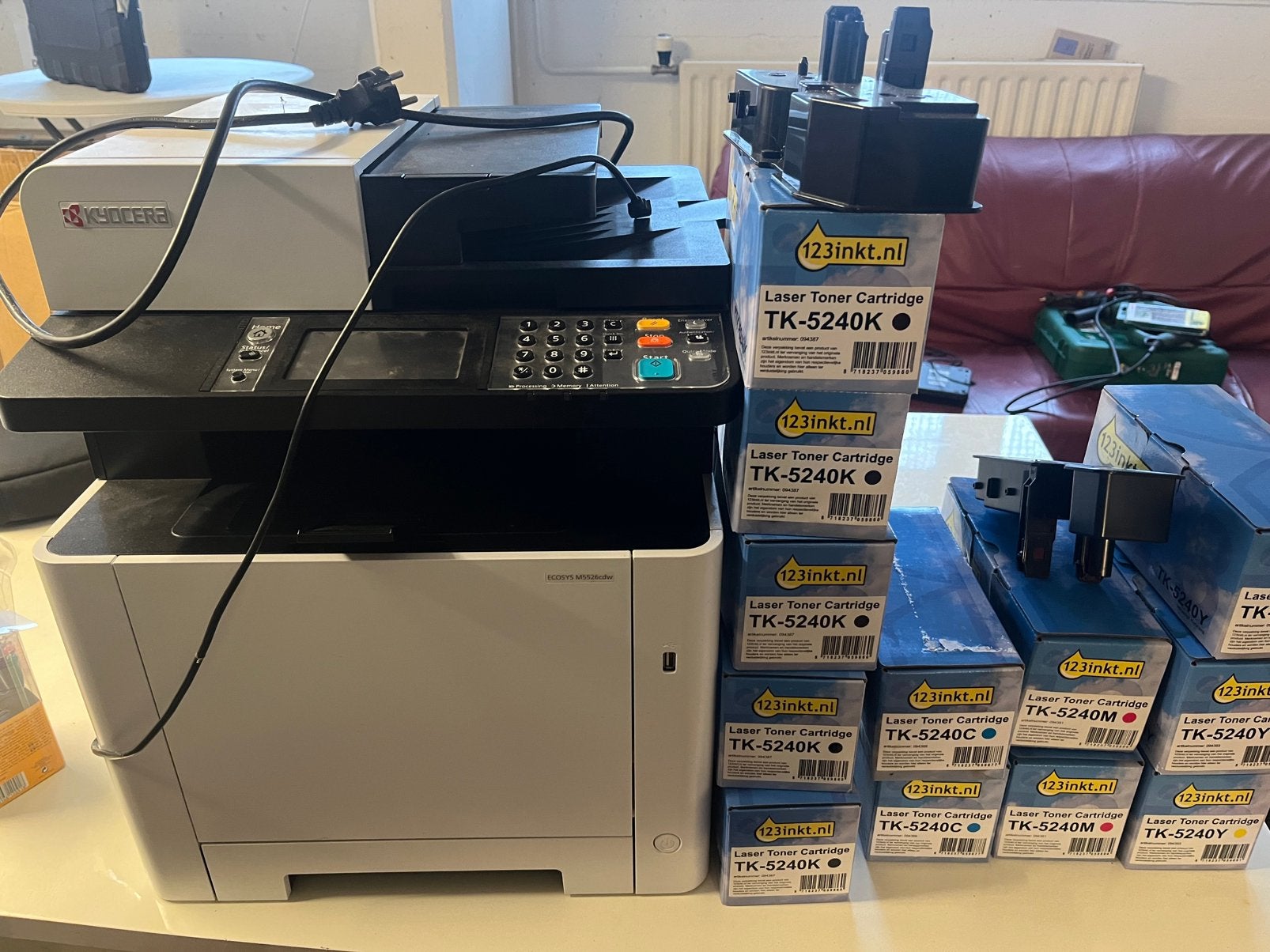 Printer Kyocera ECOSYS M5526cdw incl. voorraad cartridges, Ophalen, All-in-one, Draadloos, Zo goed als nieuw