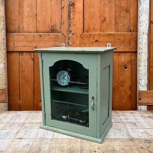 Vitrine kast groen sier pronk hang 39 x 25 x 47 cm, Ophalen, Minder dan 50 cm, Glas, Brocante landelijk