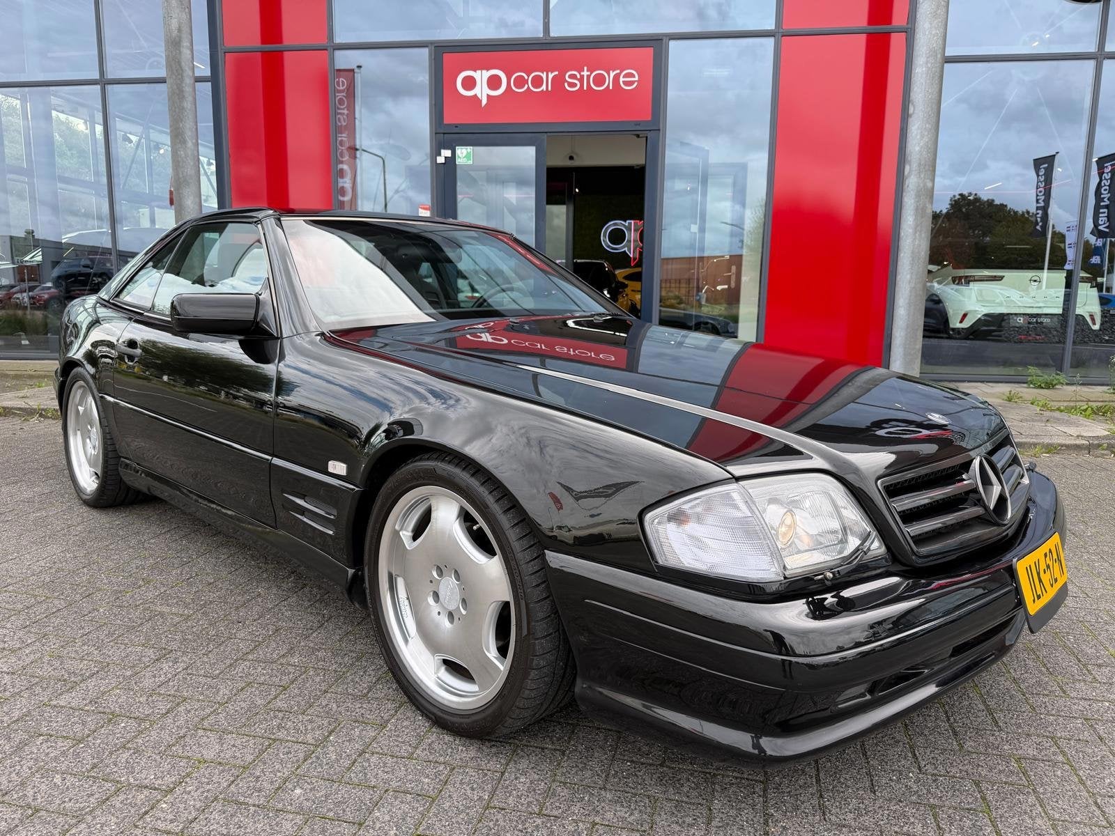 Mercedes-Benz SL-klasse Cabrio 320 | Hardtop | Stoelverwarmi, Auto's, Achterwielaandrijving, Gebruikt, Cabriolet, Zwart
