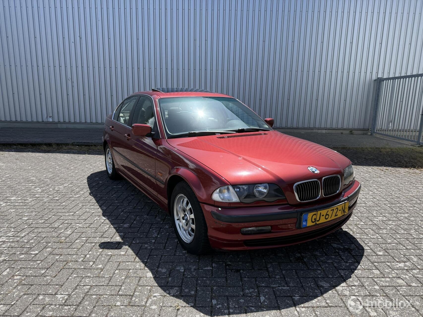 BMW 3-serie 323i Executive automaat, Auto's, Achterwielaandrijving, Gebruikt, 2494 cc, 163 pk