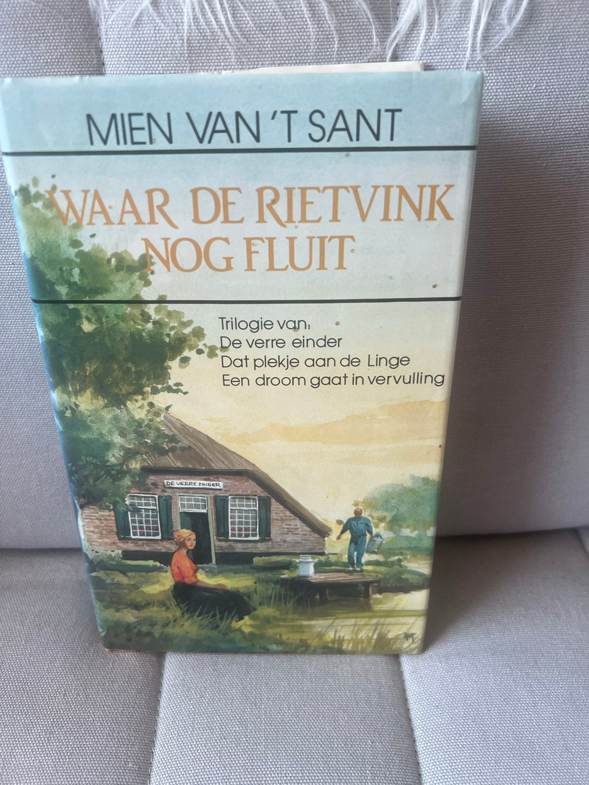 Mien van 't Sant - Waar de Rietvink nog fluit (Trilogie), Ophalen of Verzenden, Gelezen, Nederland