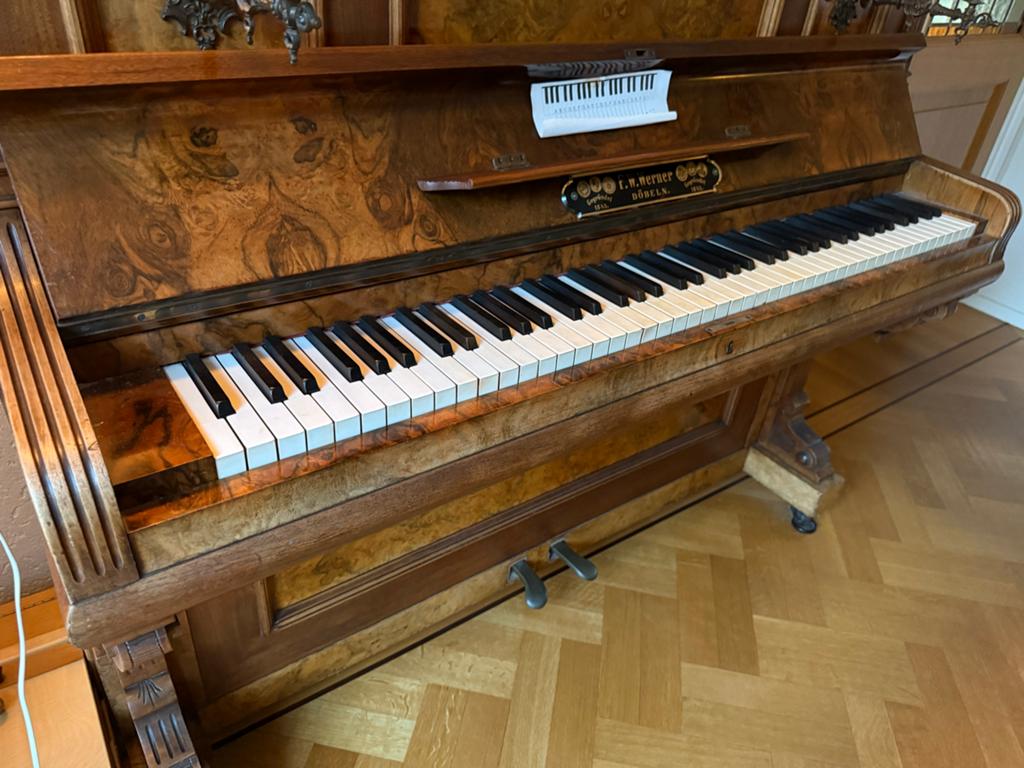 Antieke F.W. Werner Döbeln Piano - ! Ophalen in Sassenheim, Ophalen, Gebruikt, Bruin, Piano