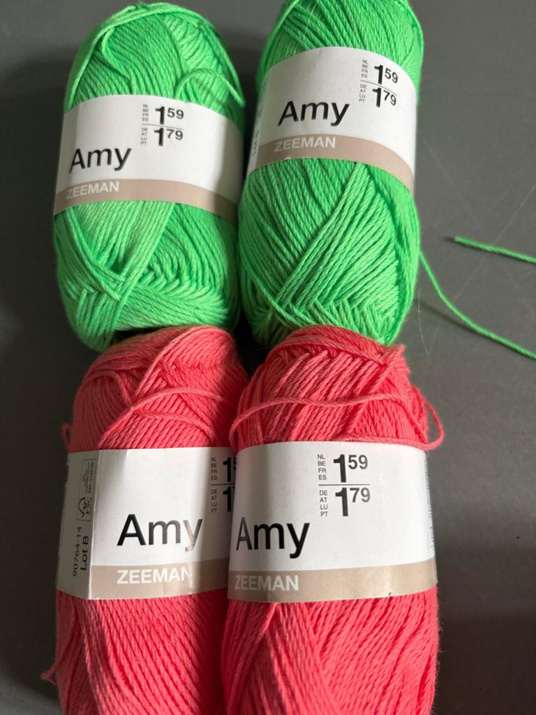 Zeeman Amy Garen - Koraalrood en Groen (4 bollen), Ophalen of Verzenden, Nieuw, Breien of Haken, Wol of Garen