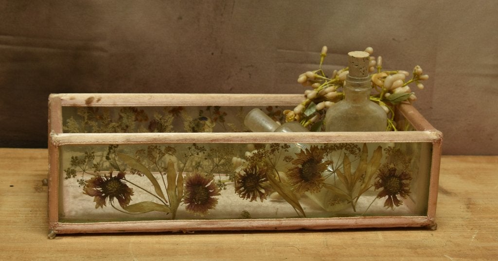 Oud Apart  Glazen Bakje. "Uit Aletta's Tijd", Ophalen of Verzenden