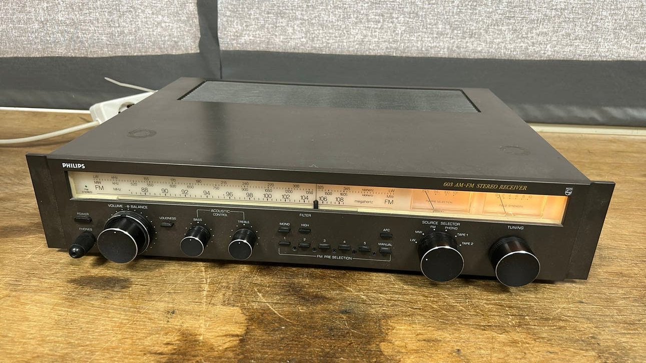 Philips 603 AM FM Stereo Receiver., Audio, Tv en Foto, Versterkers en Receivers, Ophalen of Verzenden, Gebruikt, Minder dan 60 watt