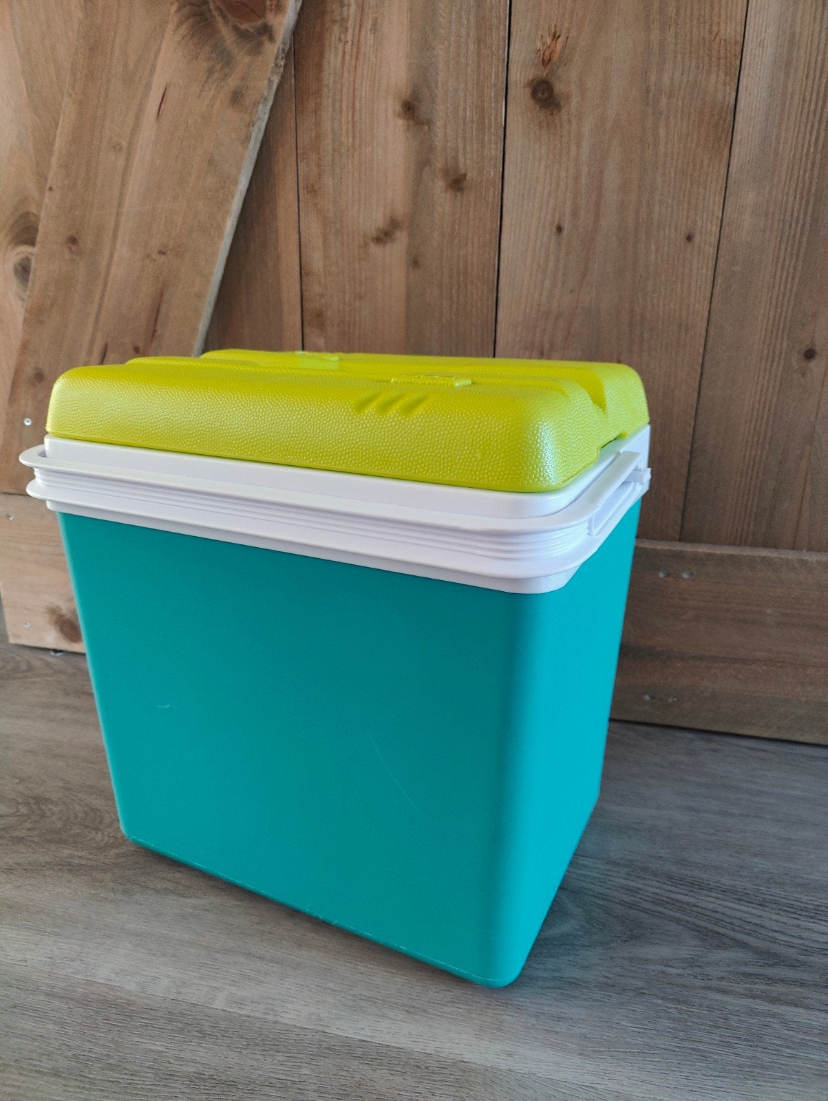 Degelijke Koelbox groen/blauw 24liter, Caravans en Kamperen, Ophalen, Zo goed als nieuw, Koelbox, Koelelement