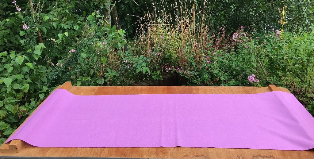 Tafelkleed - tafel loper paars Nieuw, 42 cm, Nieuw, Ophalen of Verzenden, Paars