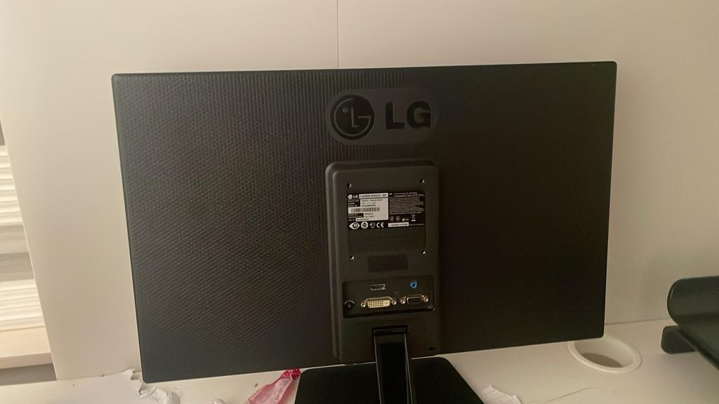 LG Flatron IPS LED Monitor - Goede staat, IPS, Full HD, Ophalen of Verzenden, Zo goed als nieuw