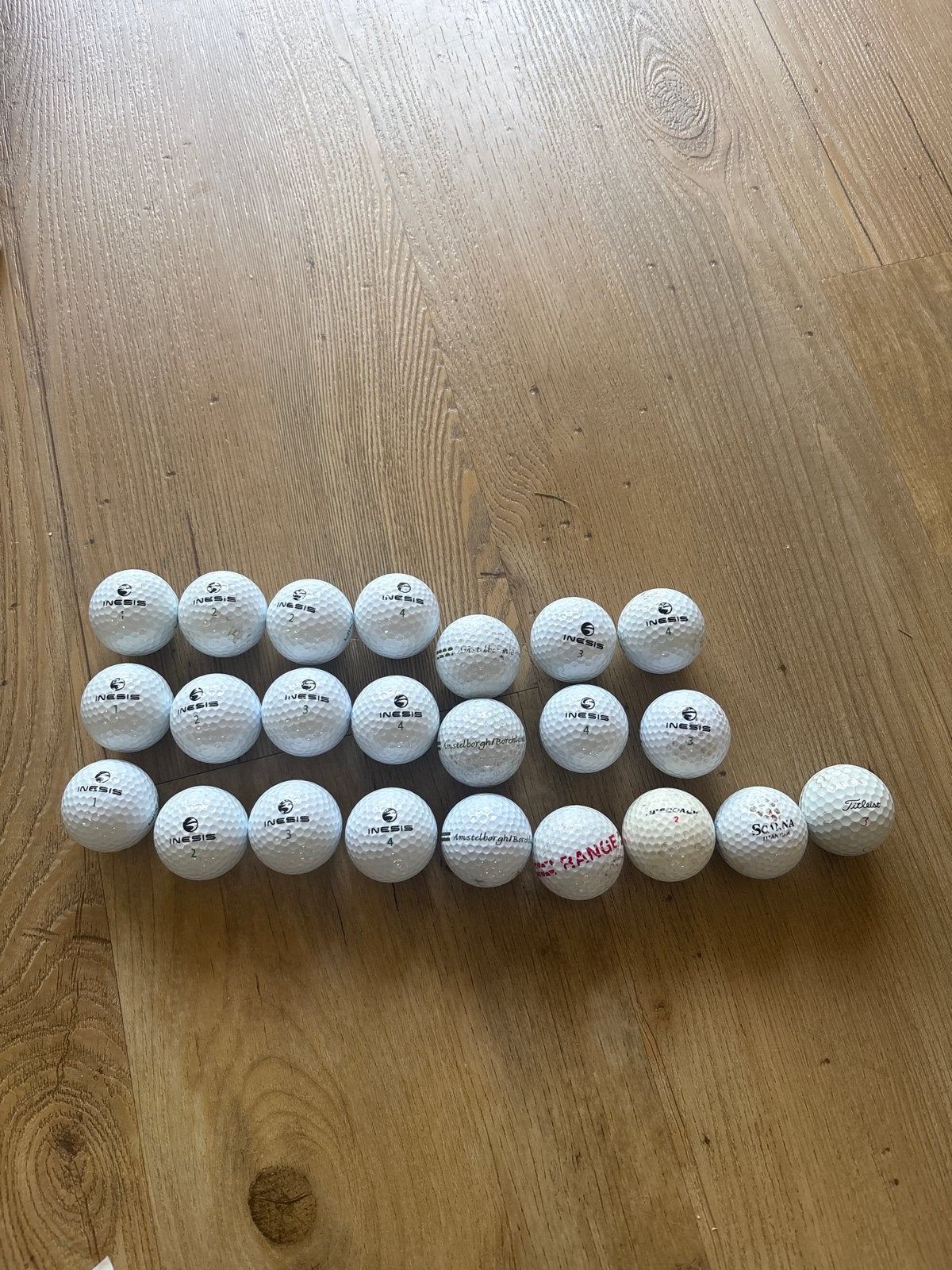 23 Golfballen - Mix van Merken (Inesis, Scanna, Titleist), Ophalen, Gebruikt, Bal(len), Overige merken