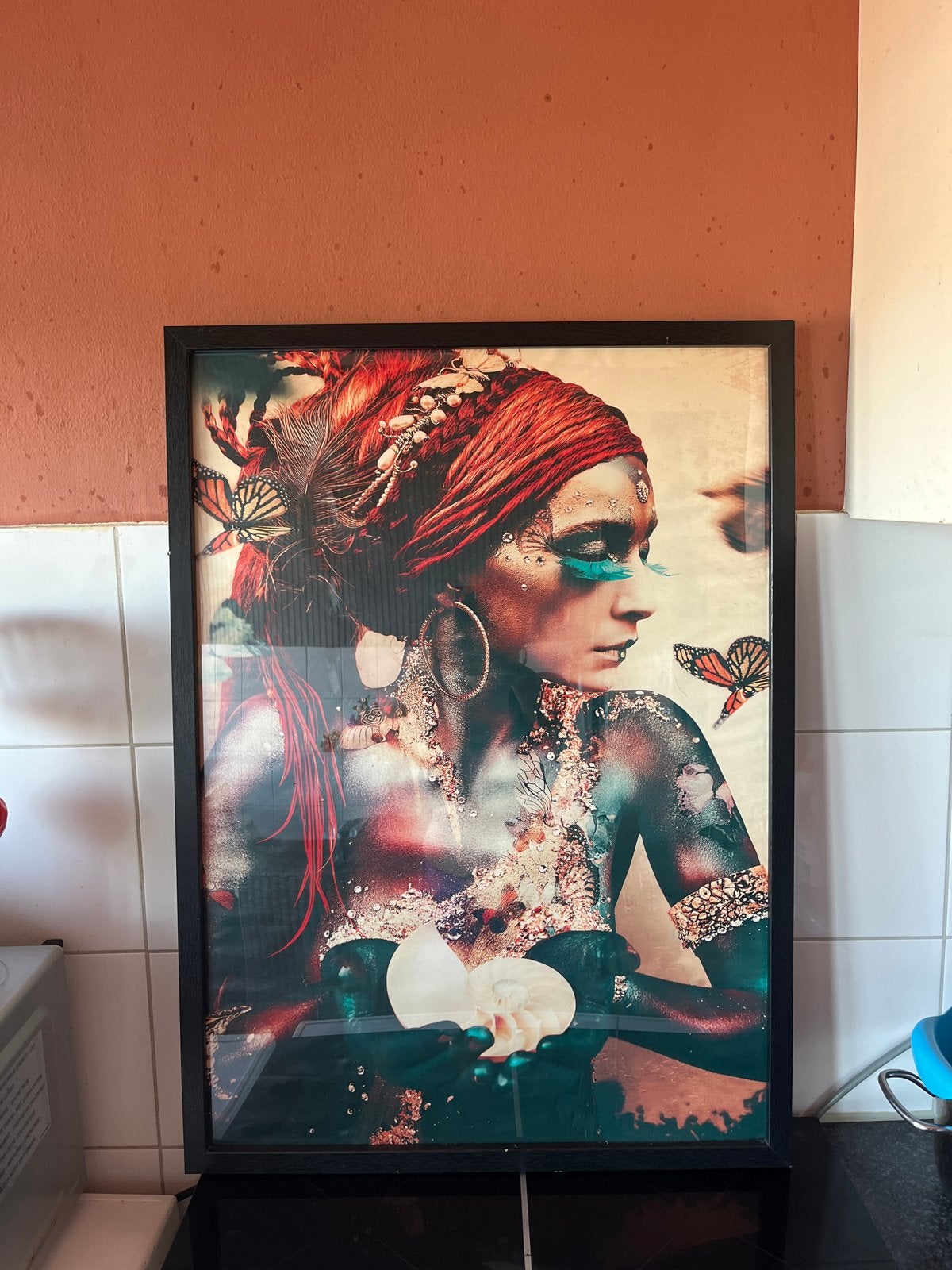 Modern Portret Schilderij Vrouw met Vlinders, Ophalen, Papier/karton, Ingelijst, Print