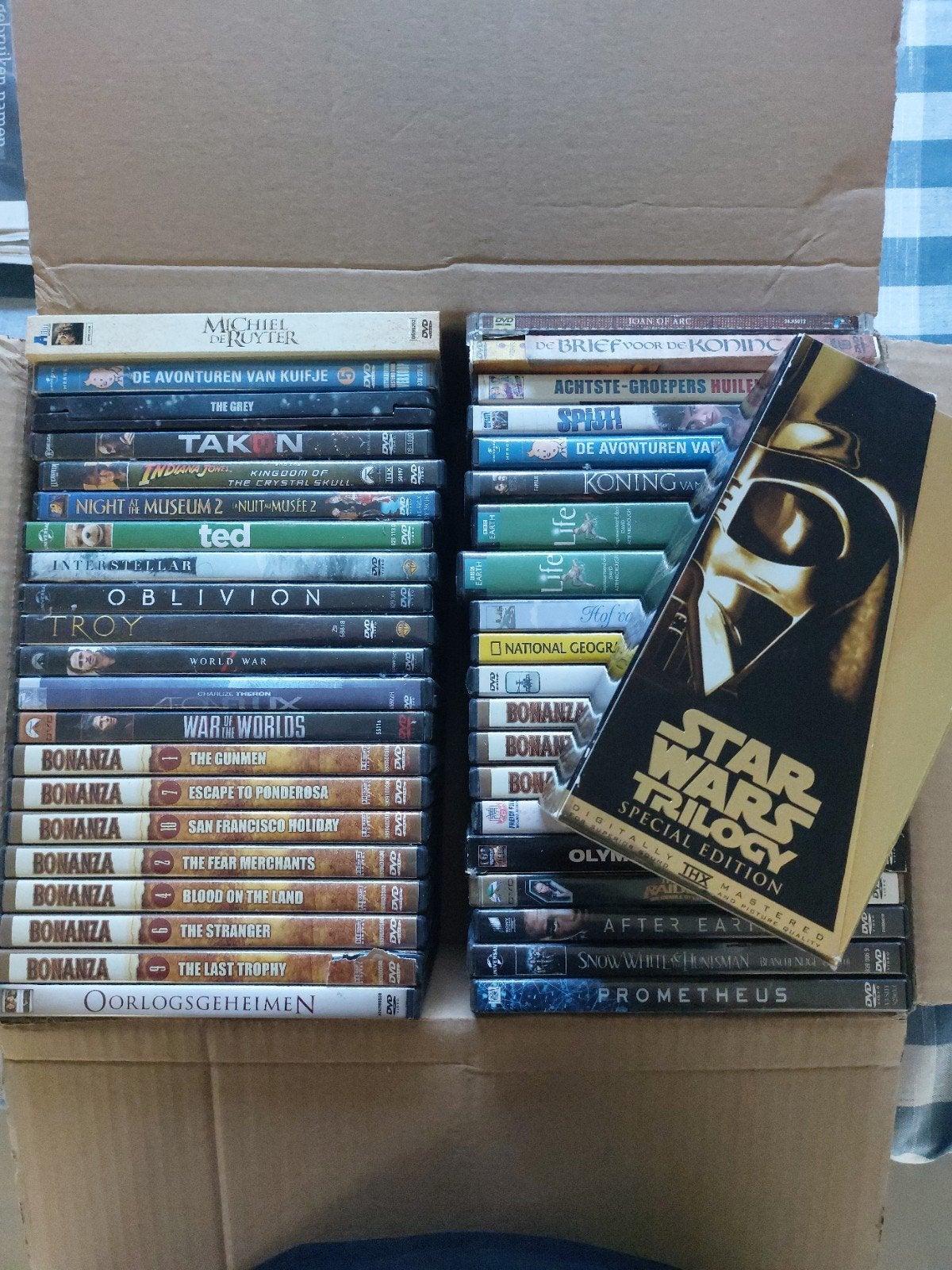 40 DVD's - Films en series, Gebruikt, Nederlands, Ophalen of Verzenden, Inclusief doosje