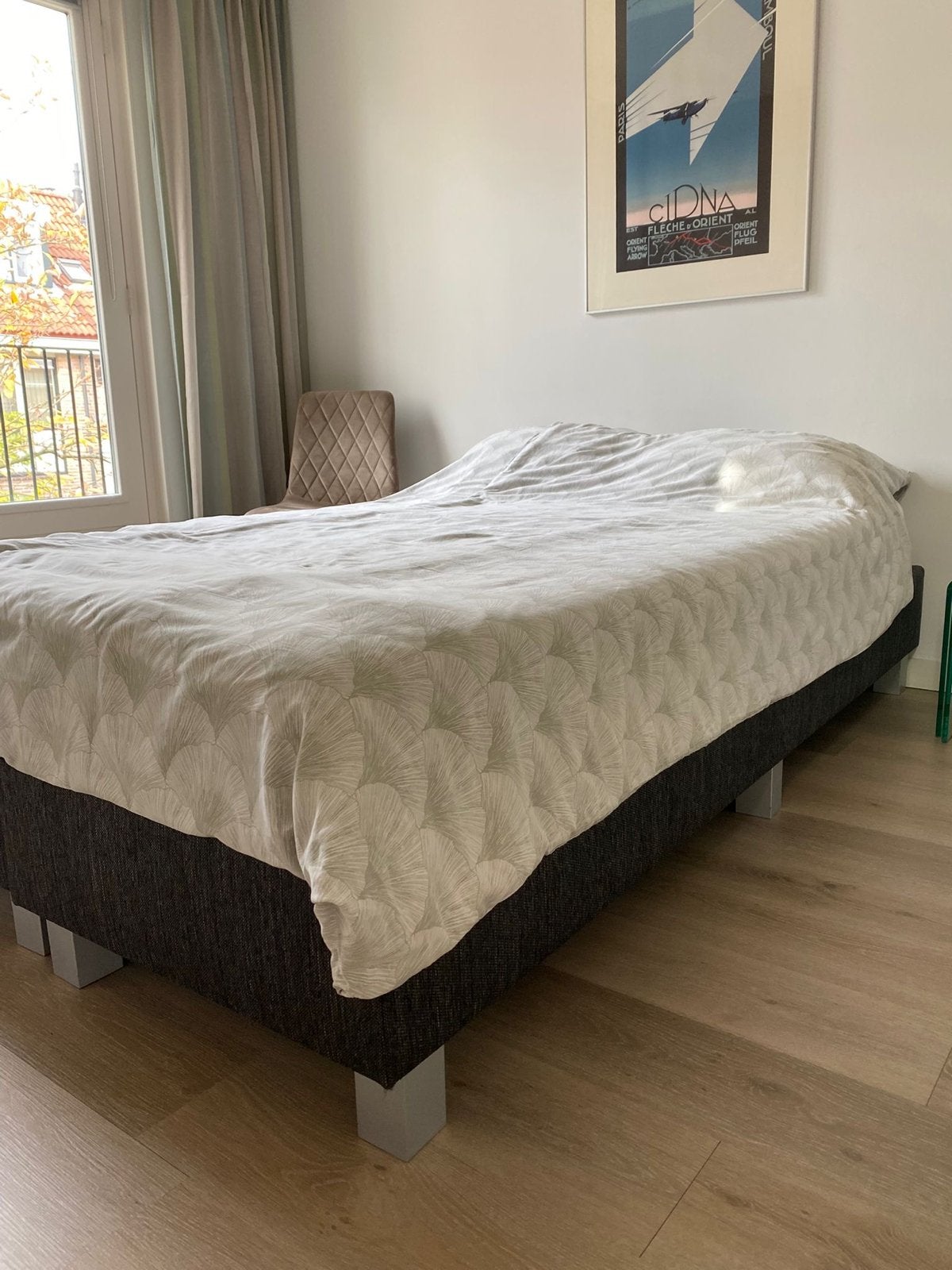 Bed 140x220cm inclusief matras, Huis en Inrichting, Ophalen, Overige materialen, Gebruikt, Zwart