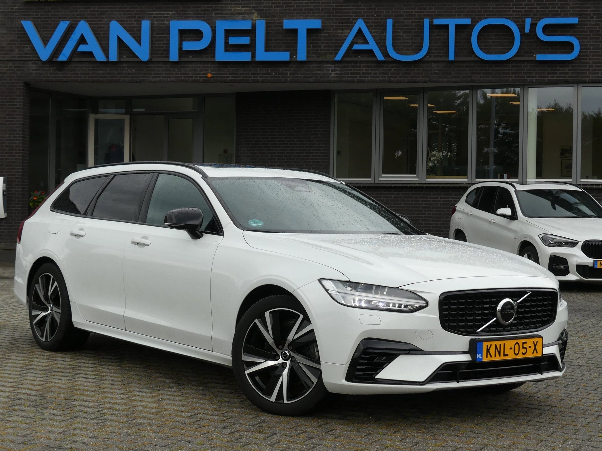 Volvo V90 2.0 T6 AWD Inscription Exclusive / PANO / H&K AUDI, Auto's, Automaat, Dealer onderhouden, 4 cilinders, 1969 cc