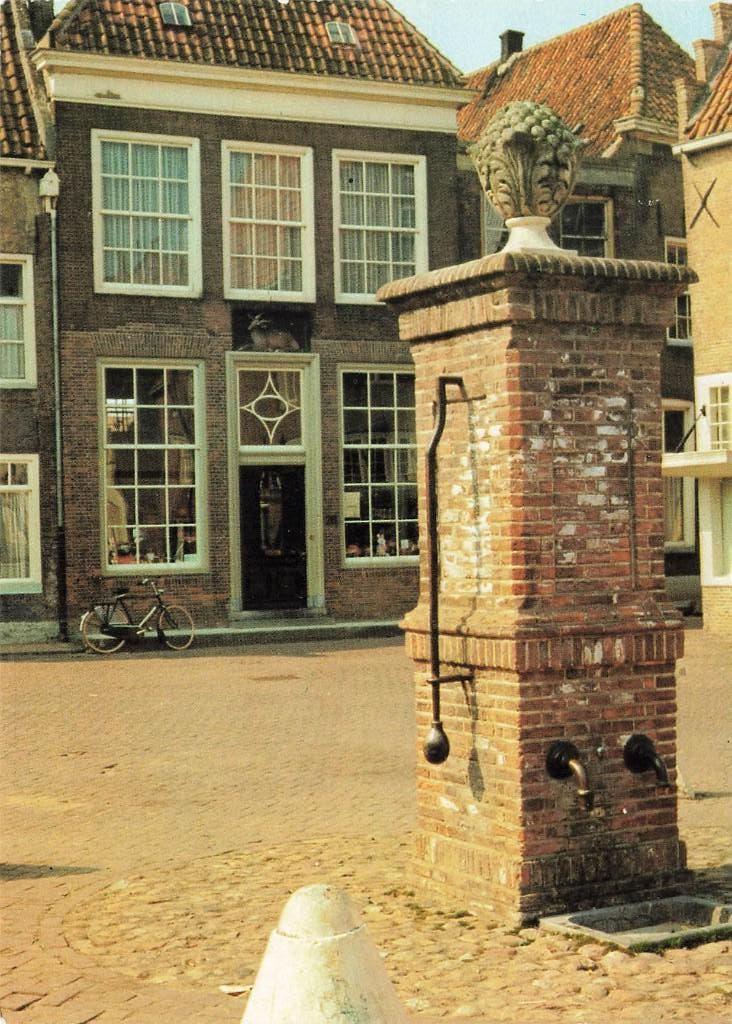 Heusden, Stadspomp op de Vismarkt, Ophalen of Verzenden, 1960 tot 1980, Ongelopen, Noord-Brabant